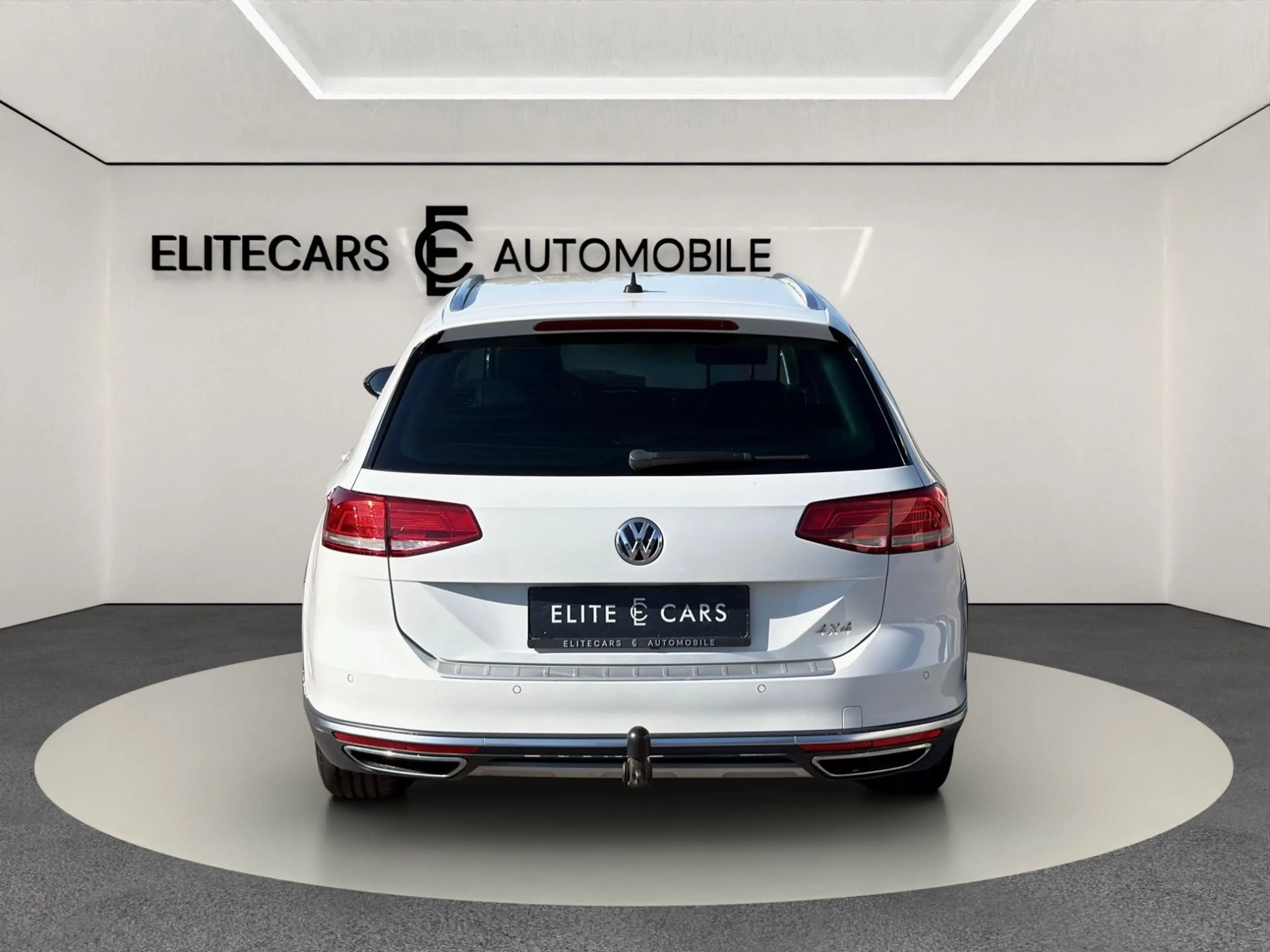 Volkswagen Passat Alltrack 2,0 TDI 4 MOTION ALLRAD / ANHÄNGER / ABSTANDSTEMP — photo 5