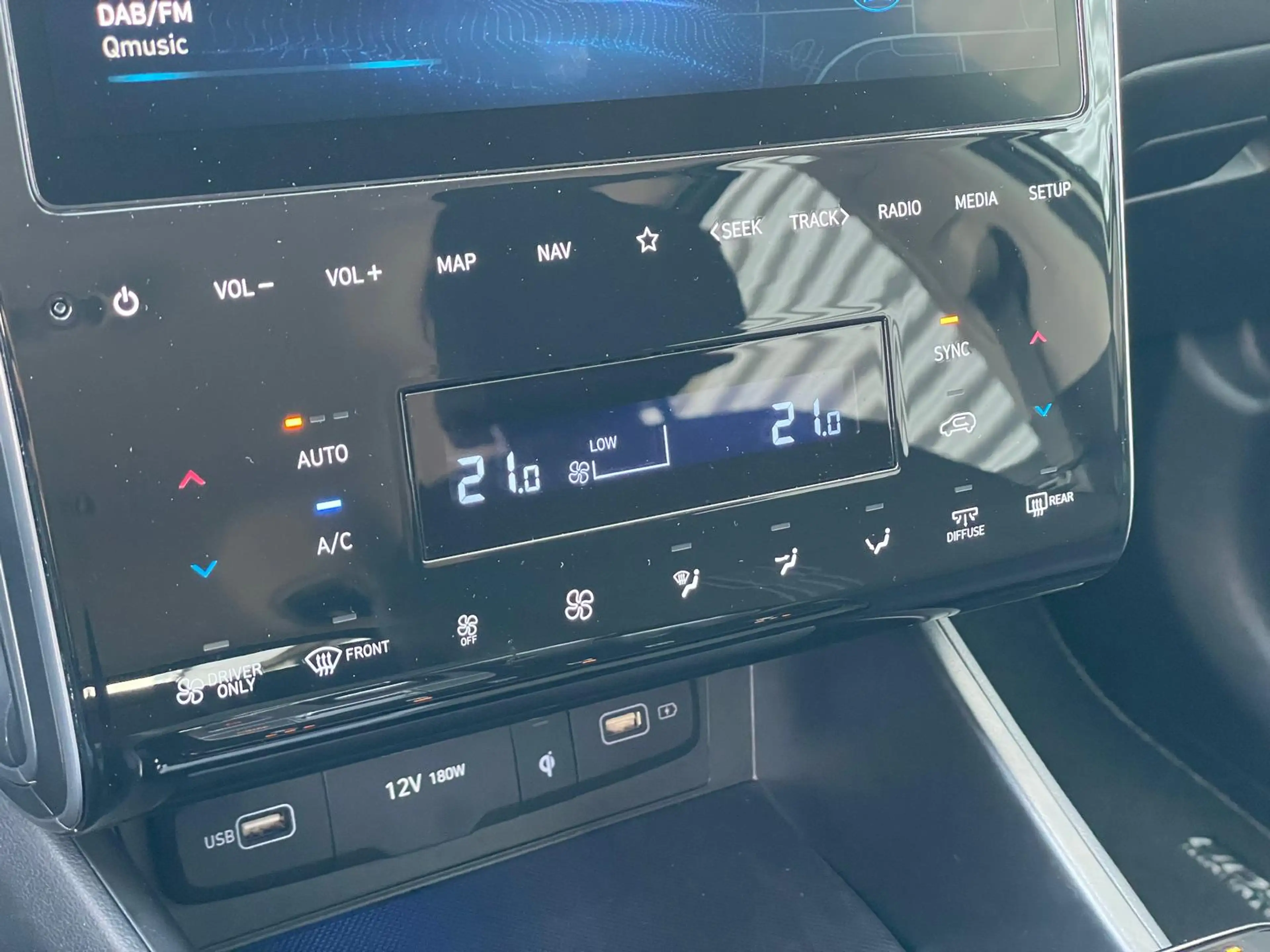 Hyundai TUCSON 1.6 T-GDI PHEV Comfort Smart 4WD | Trekhaak | Navi — photo 31