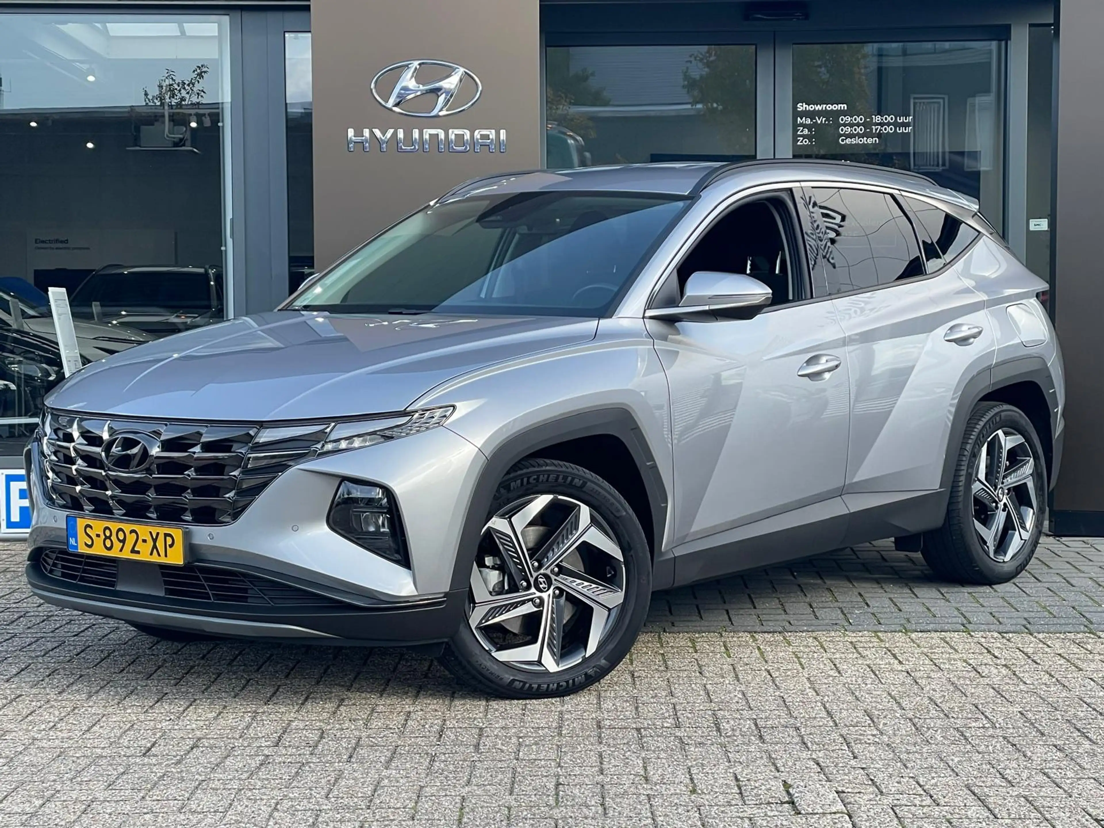 Hyundai TUCSON 1.6 T-GDI PHEV Comfort Smart 4WD | Trekhaak | Navi
