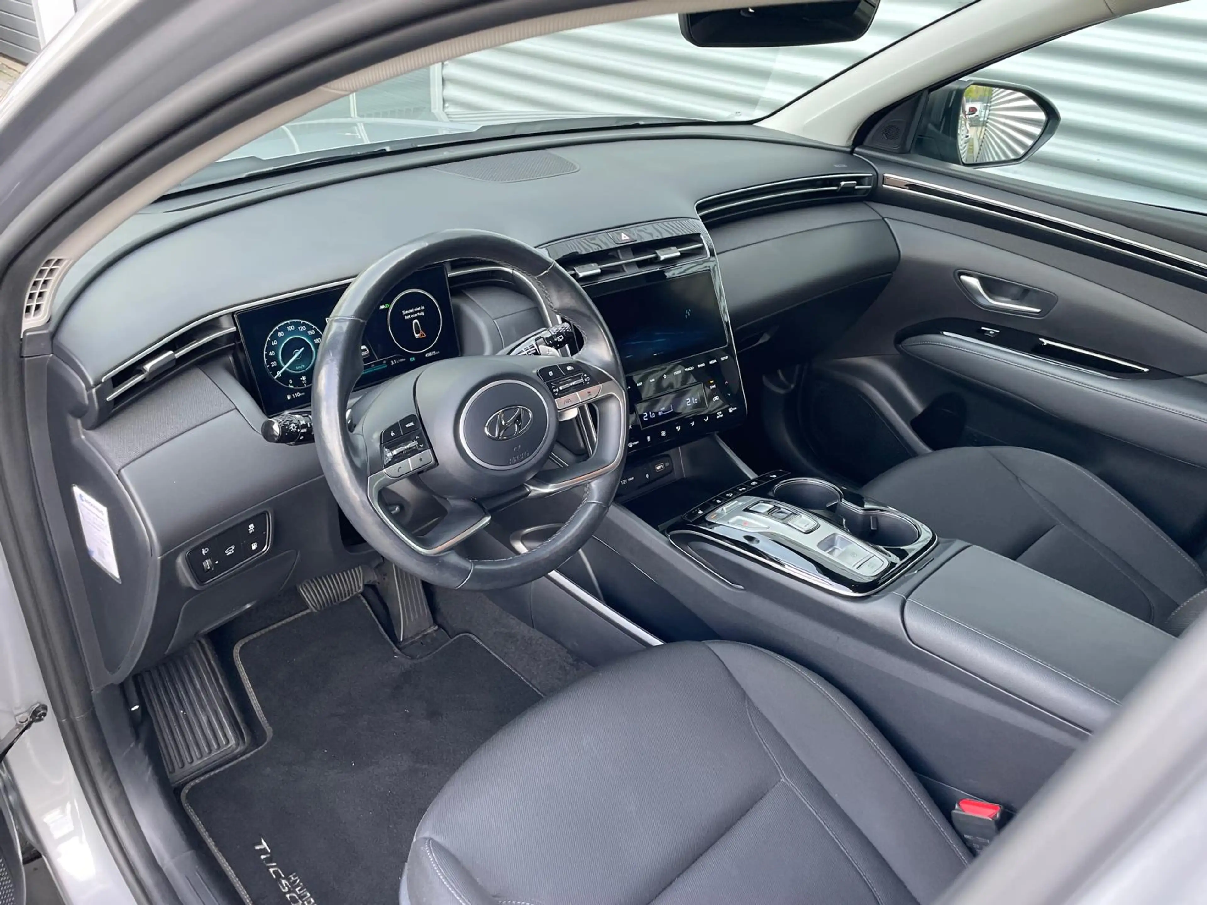 Hyundai TUCSON 1.6 T-GDI PHEV Comfort Smart 4WD | Trekhaak | Navi — photo 11