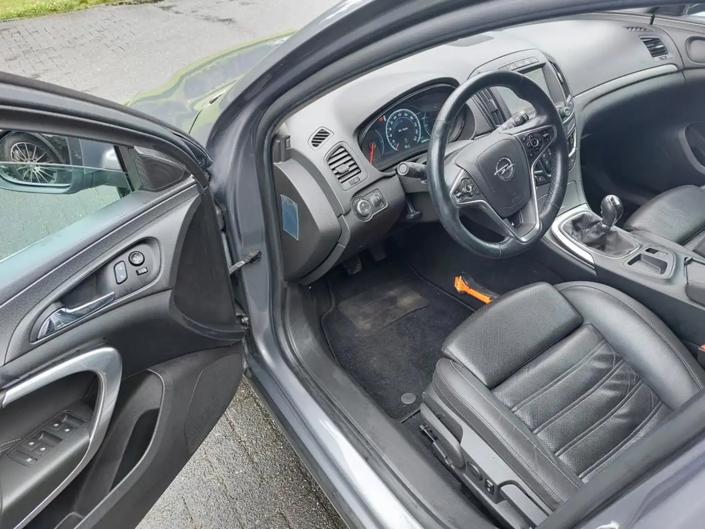 Opel Insignia Sports Tourer 1.6 CDTI EcoFLEX Business+ NL prijs Grijs - 2