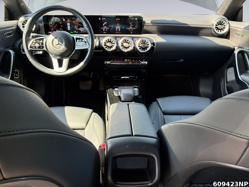 Mercedes-Benz CLA 250 e Coupé Progressive Pano Carplay Ambient — photo 9