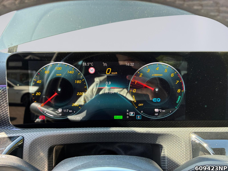 Mercedes-Benz CLA 250 e Coupé Progressive Pano Carplay Ambient — photo 13
