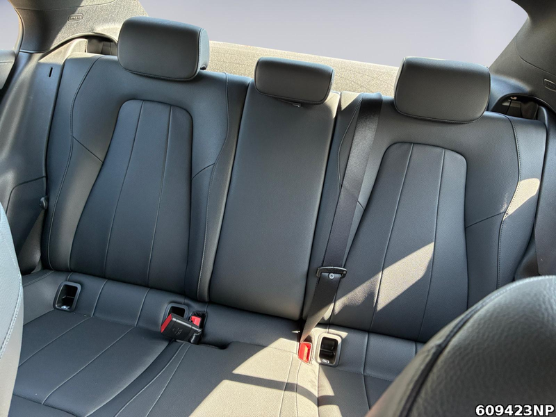 Mercedes-Benz CLA 250 e Coupé Progressive Pano Carplay Ambient — photo 12