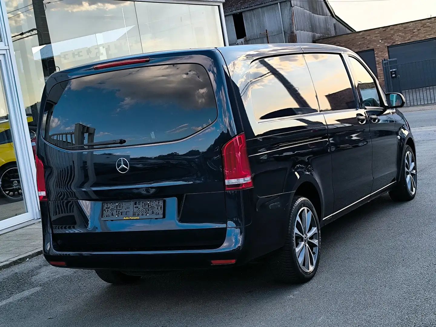 Mercedes-Benz Vito 114CDI EXTRALANG 135CV XRNON BOITE AUTOMATIQUE Blauw - 2