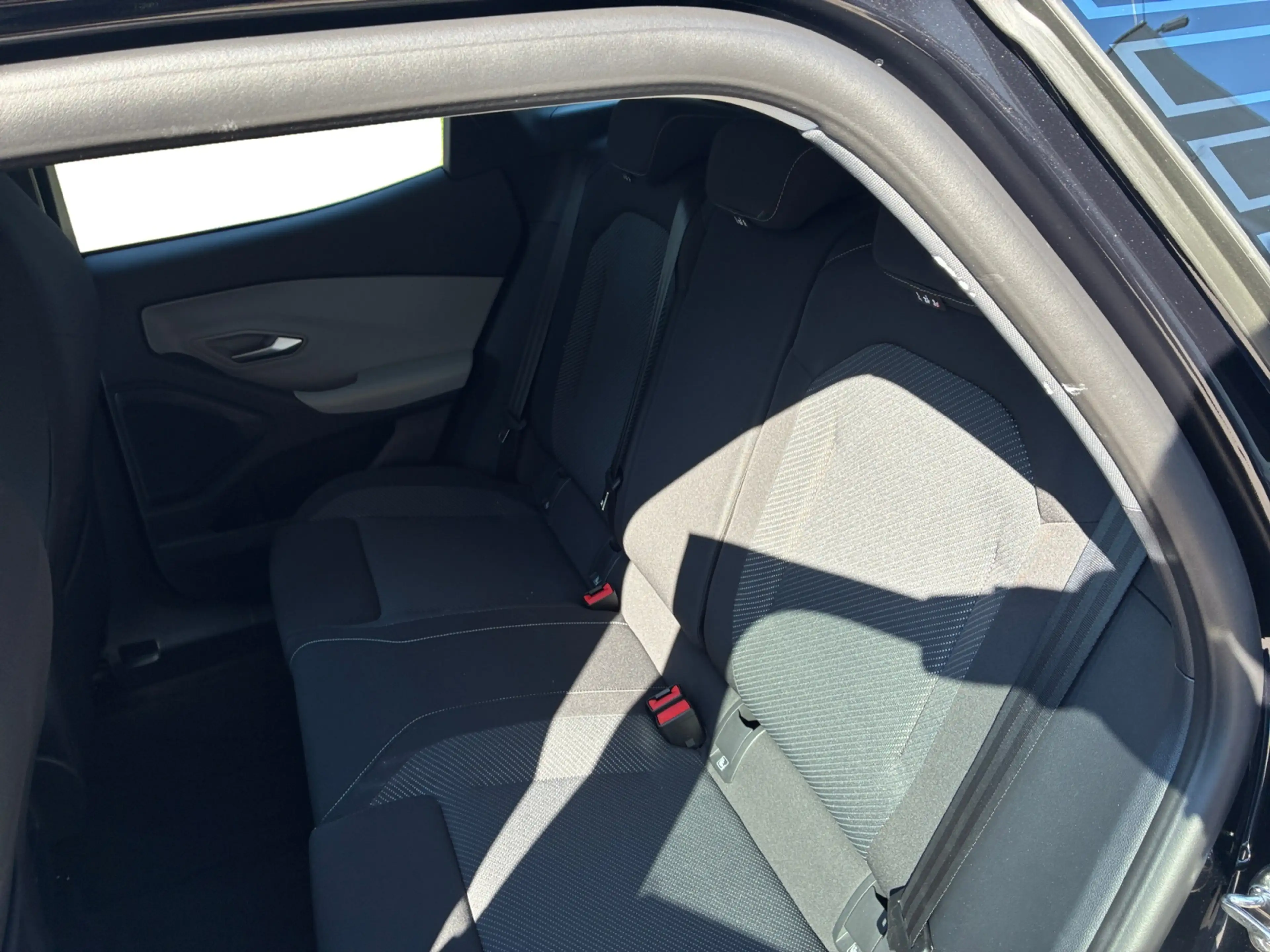 Ford Explorer EXPLORER EV SELECT — photo 14