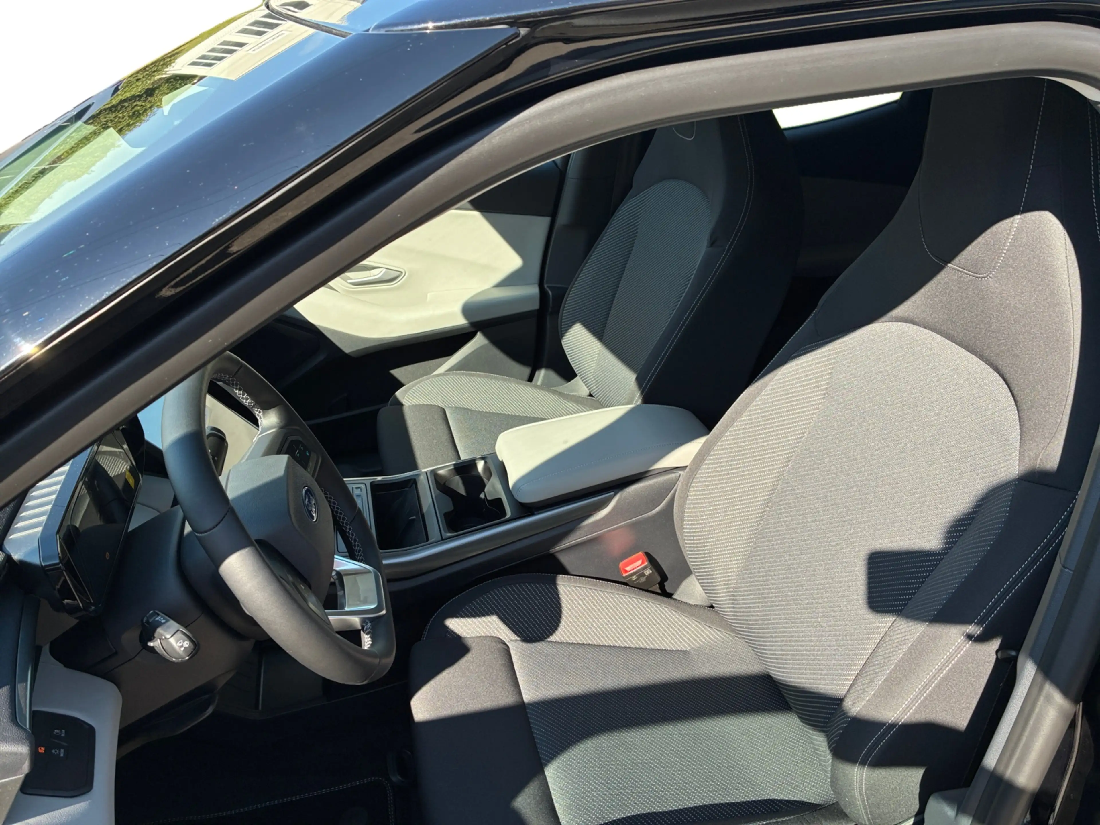 Ford Explorer EXPLORER EV SELECT — photo 10