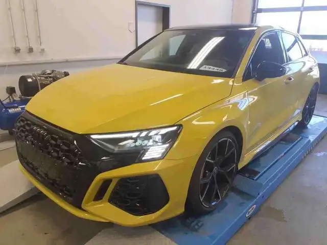 Audi RS3 Sportback RS quattro 2.5 TFSI 400 CV *Toit Pano*