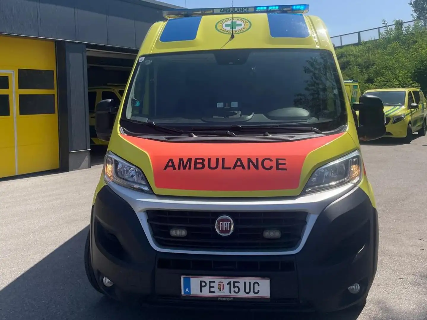Fiat Ducato Ducato Maxi L2H2 Yellow - 2