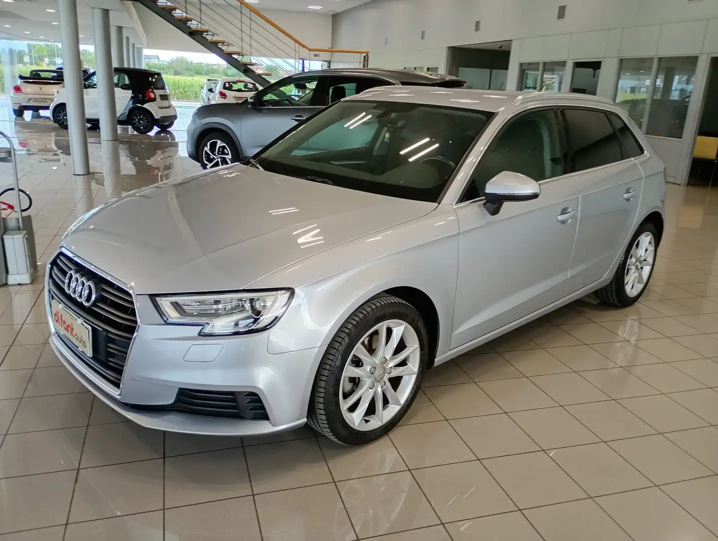 Audi A3 A3 Sportback 1.6 tdi 110cv s-tronic-NEOPATENTATI - Gris - 1