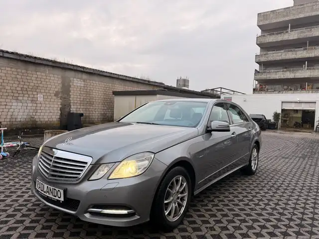 Mercedes-Benz E 350 E Limousine E 350 CGI BlueEfficiency W212