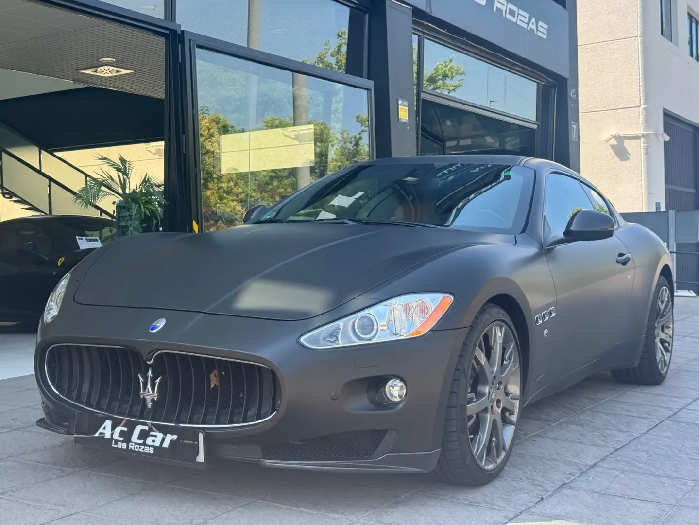 Maserati GranTurismo 4.2 V8 Automático Gris - 2