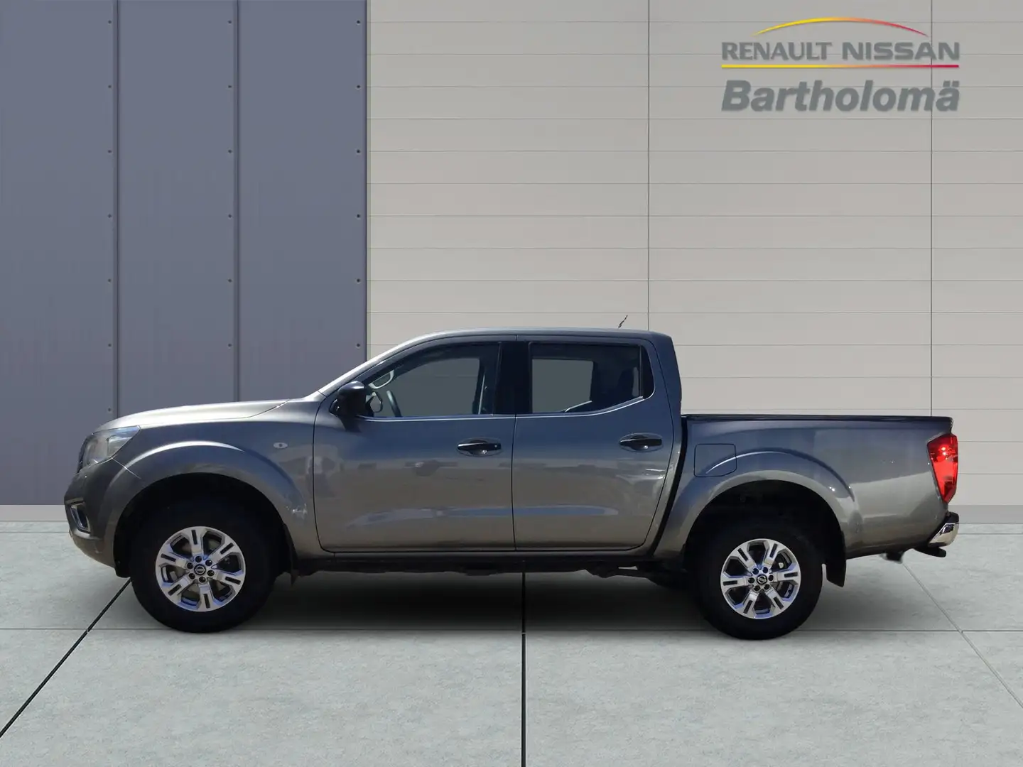 Nissan Navara DC 4x4 Acenta 160PS Grau - 2