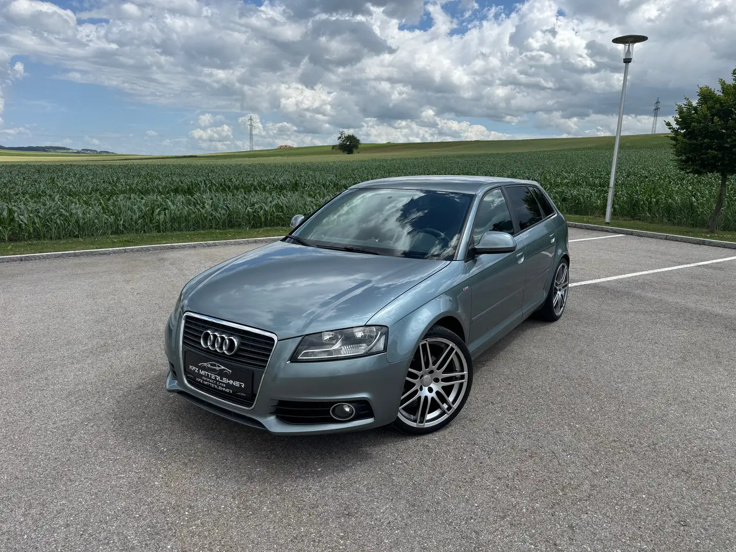 Audi A3 A3 SB 1,4 TFSI Ambition Ambition Blau - 2