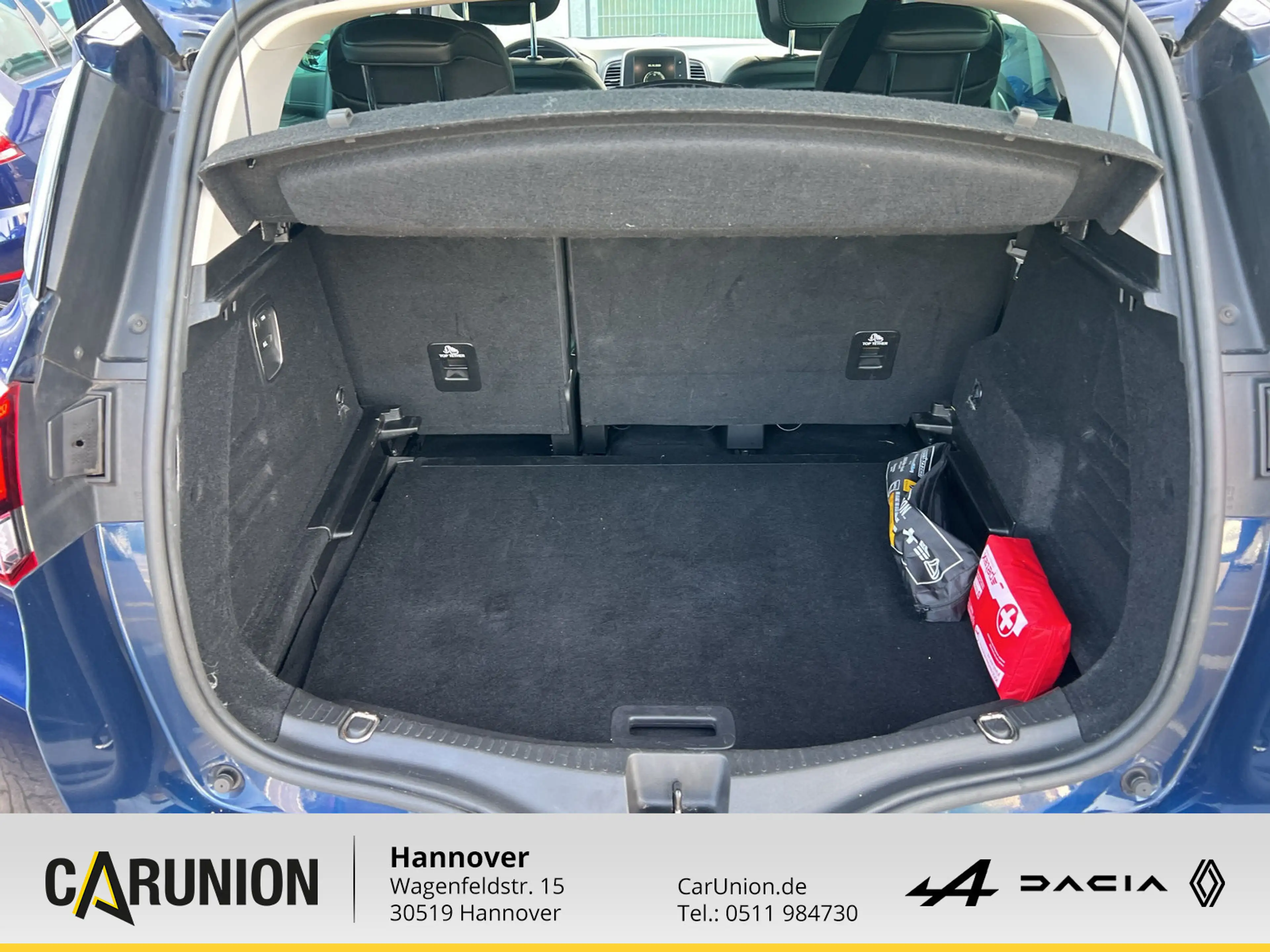 Renault Scenic Intens ENERGY TCe 130 — photo 12