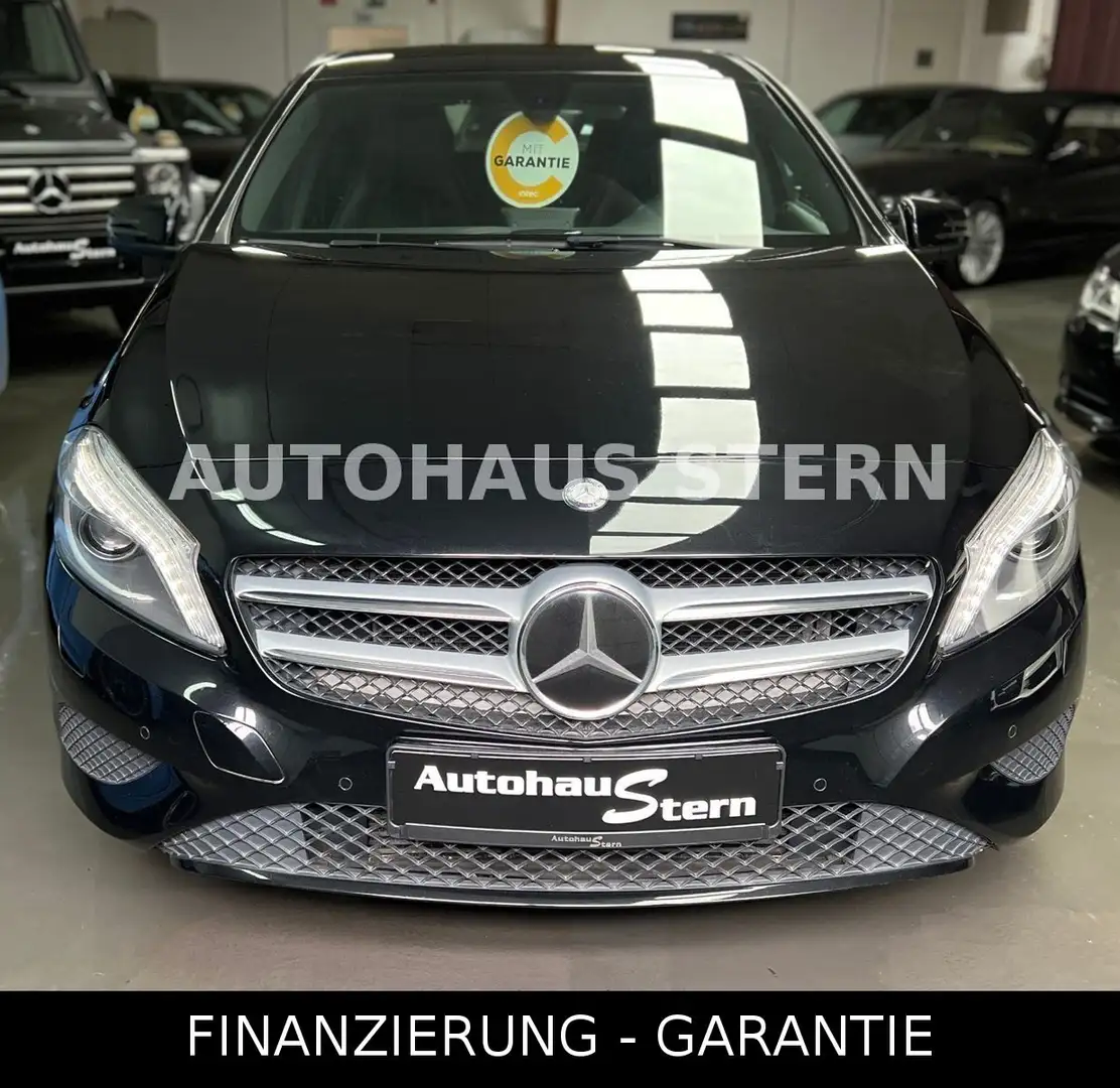 Mercedes-Benz A 200 d Bi-Xenon 8xReifen AHK Asisstent Garantie Noir - 2