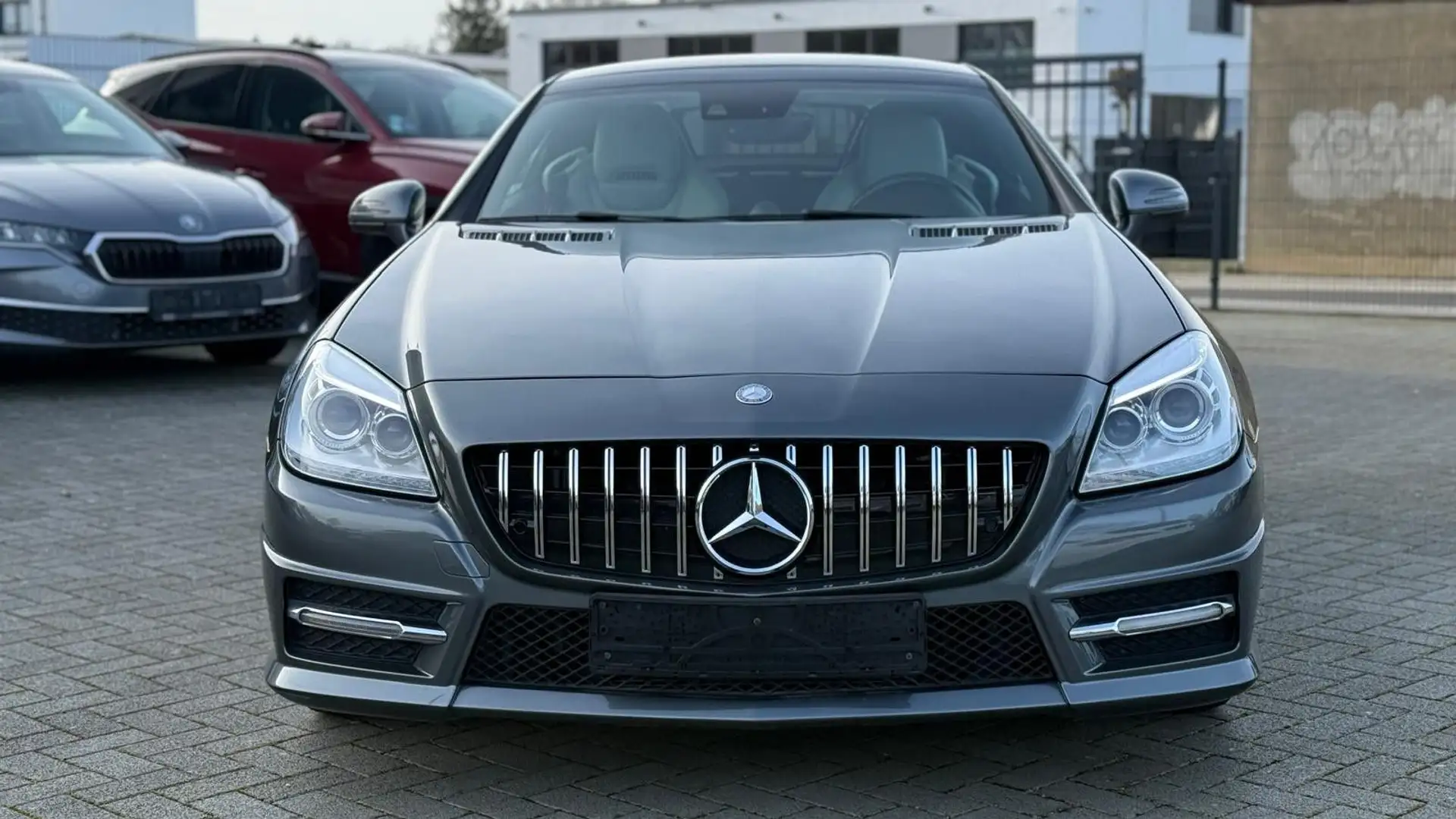 Mercedes-Benz SLK 300 KLIMA,SITZHEIZUNG,PDC,LEDER Gris - 2
