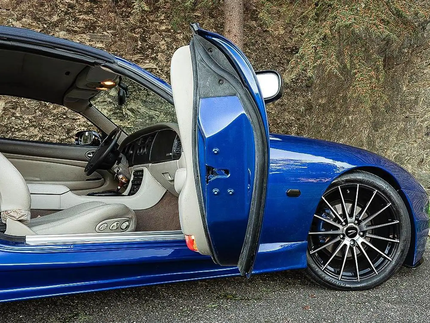 Jaguar XK8 Convertible 4.0 Aut. Blu/Azzurro - 2