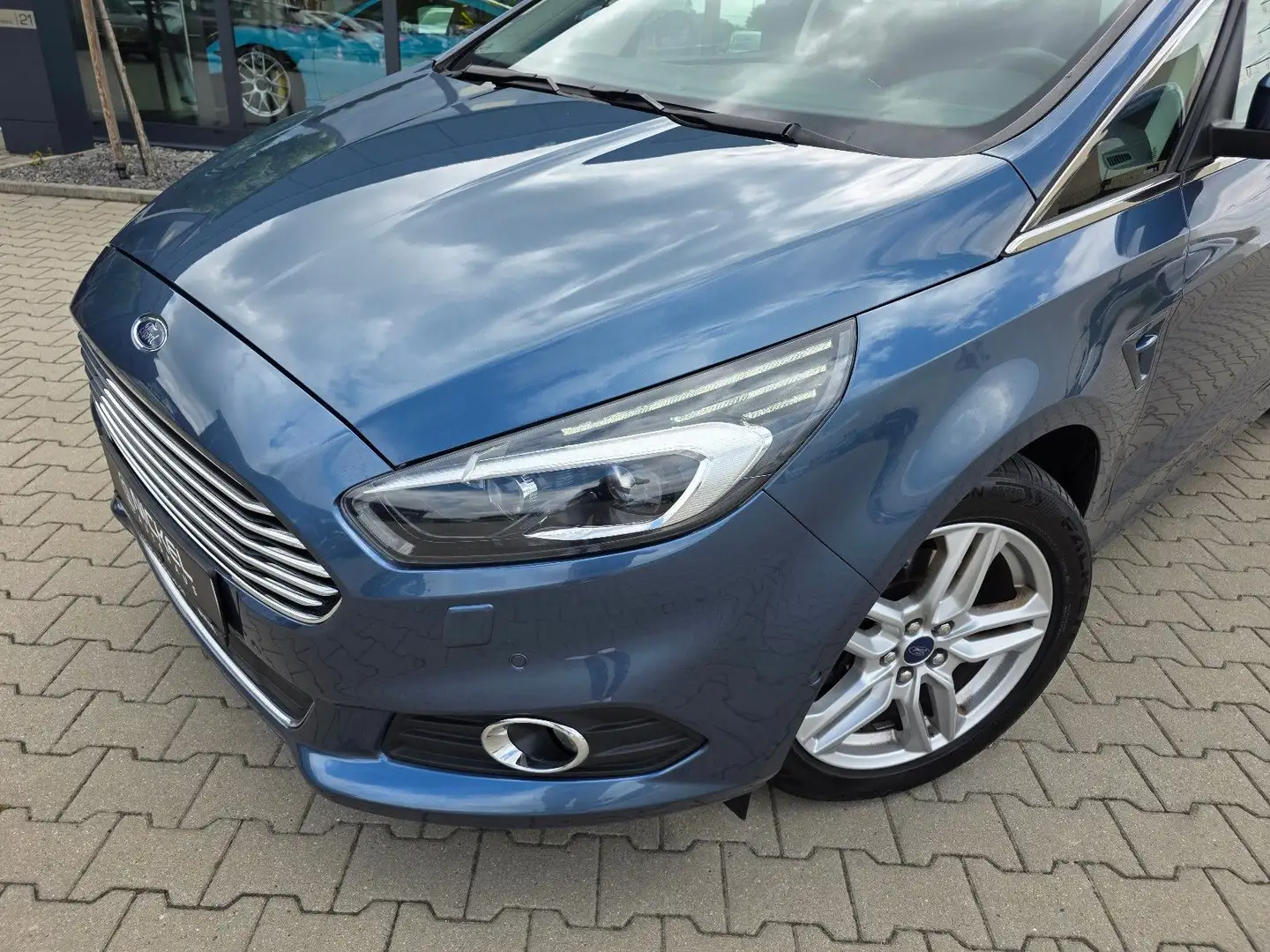 Ford S-Max S-MAX Titanium*7-Sitze*Kamera*Ahk*Led*Voll* Blau - 2