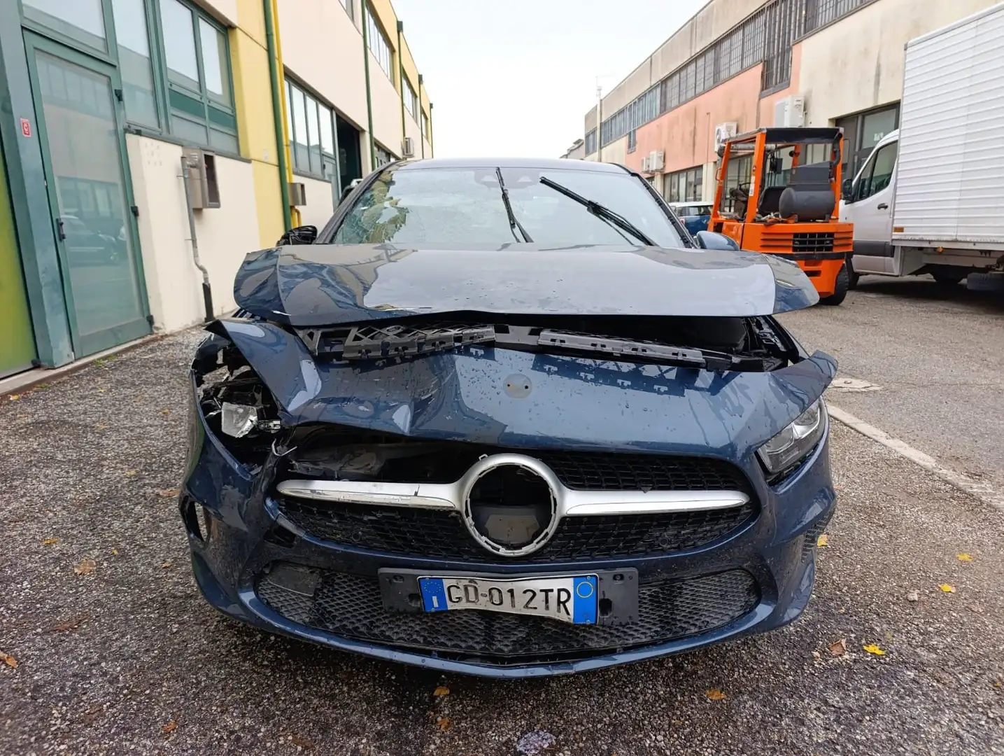 Mercedes-Benz A 250 A 250 e phev (eq-power) Sport auto Blu/Azzurro - 2