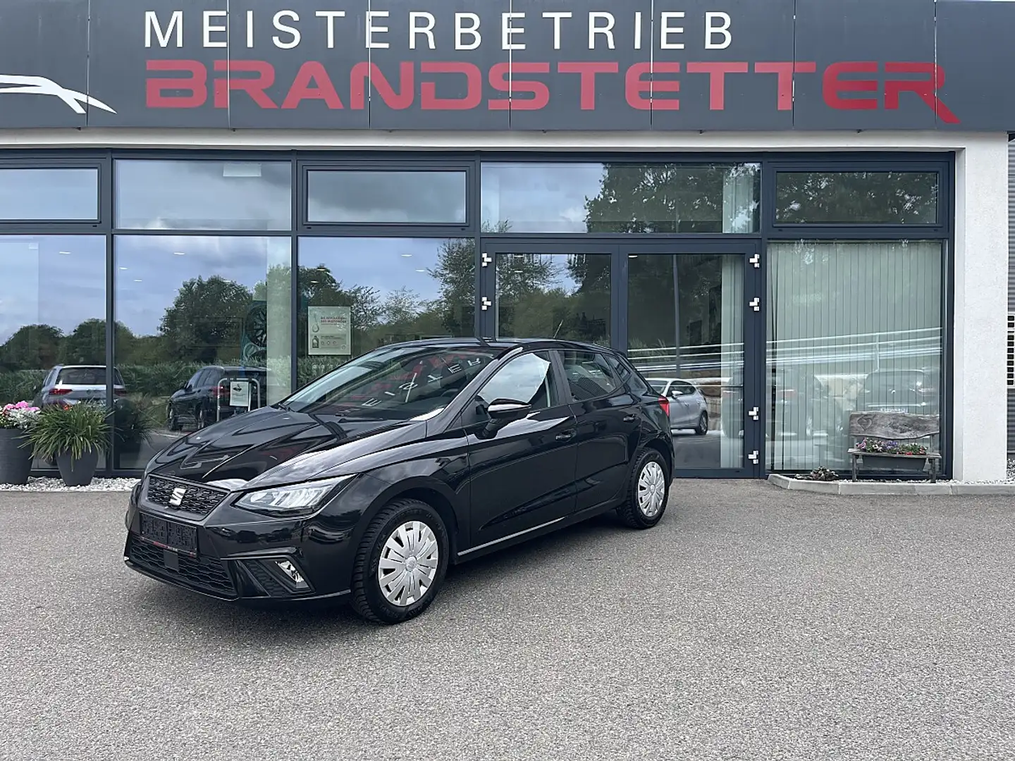 SEAT Ibiza 1,0 TSI Reference Schwarz - 1