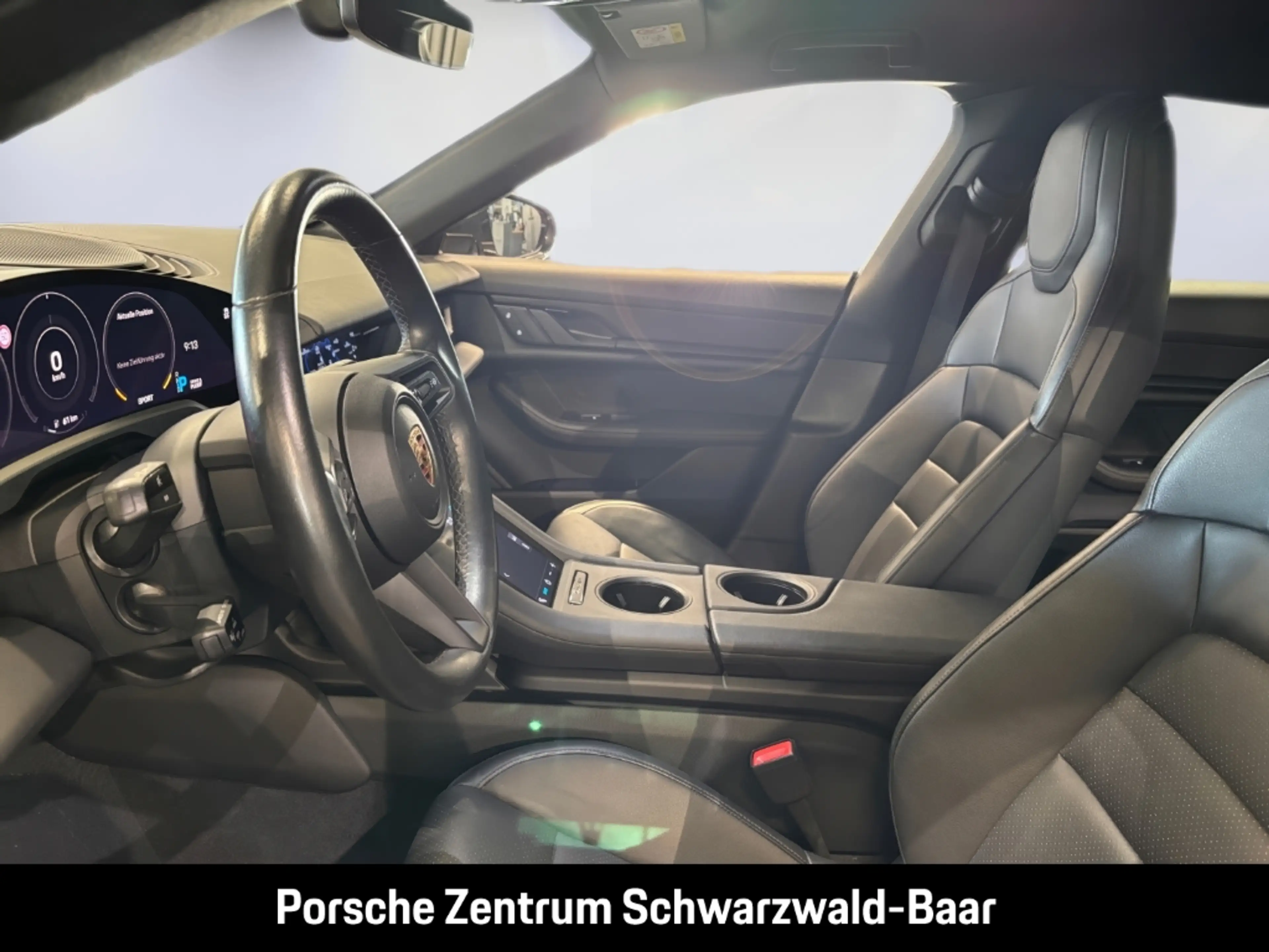 Porsche Taycan Sport Turismo — photo 15