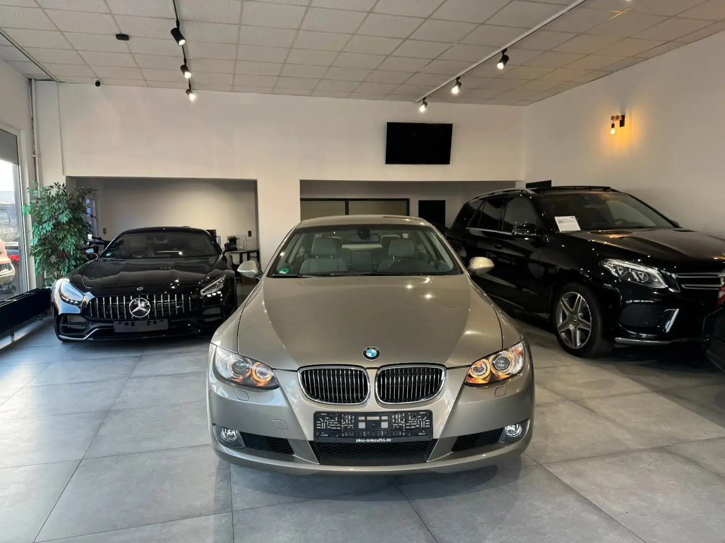 BMW 325 Baureihe 3 Coupe 325i - 1