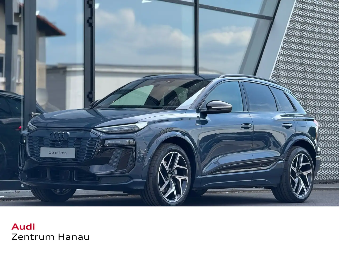 Audi Q6 Q6 e-tron quattro SLINE*TECHPRO*MATRIX*ACC*MMI*A Blau - 1