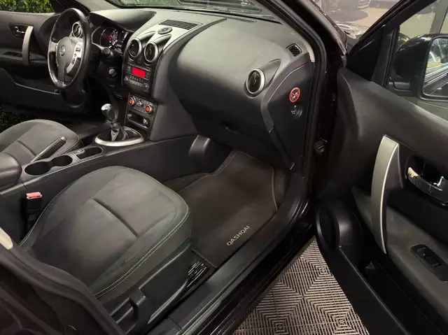 Nissan Qashqai+2 view 12