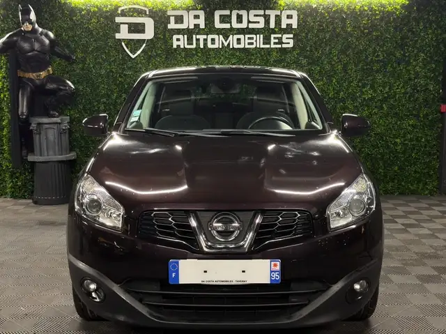 Nissan Qashqai+2 view 3