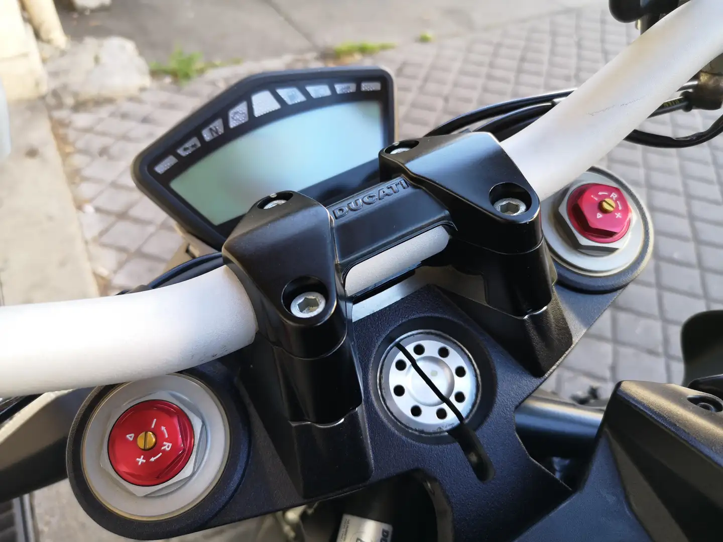 Ducati Streetfighter Schwarz - 2