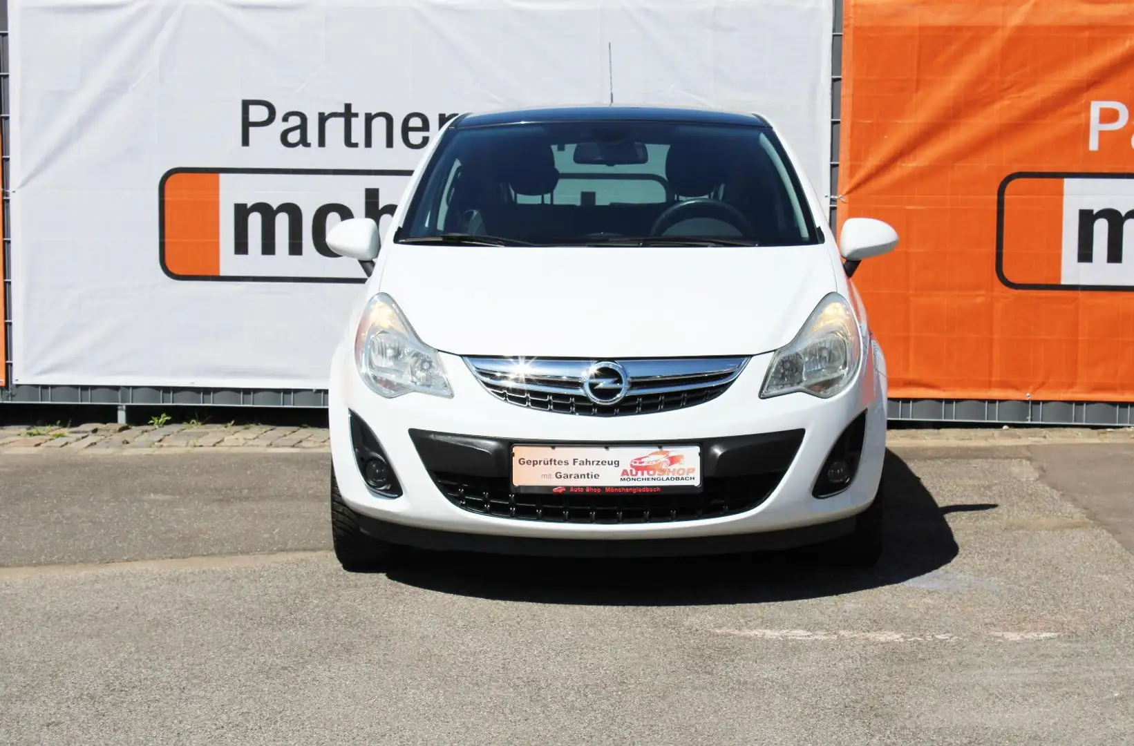 Opel Corsa D 1.4 Color Edition*OPC*Navi*TÜV&Insp.Neu* Blanc - 2
