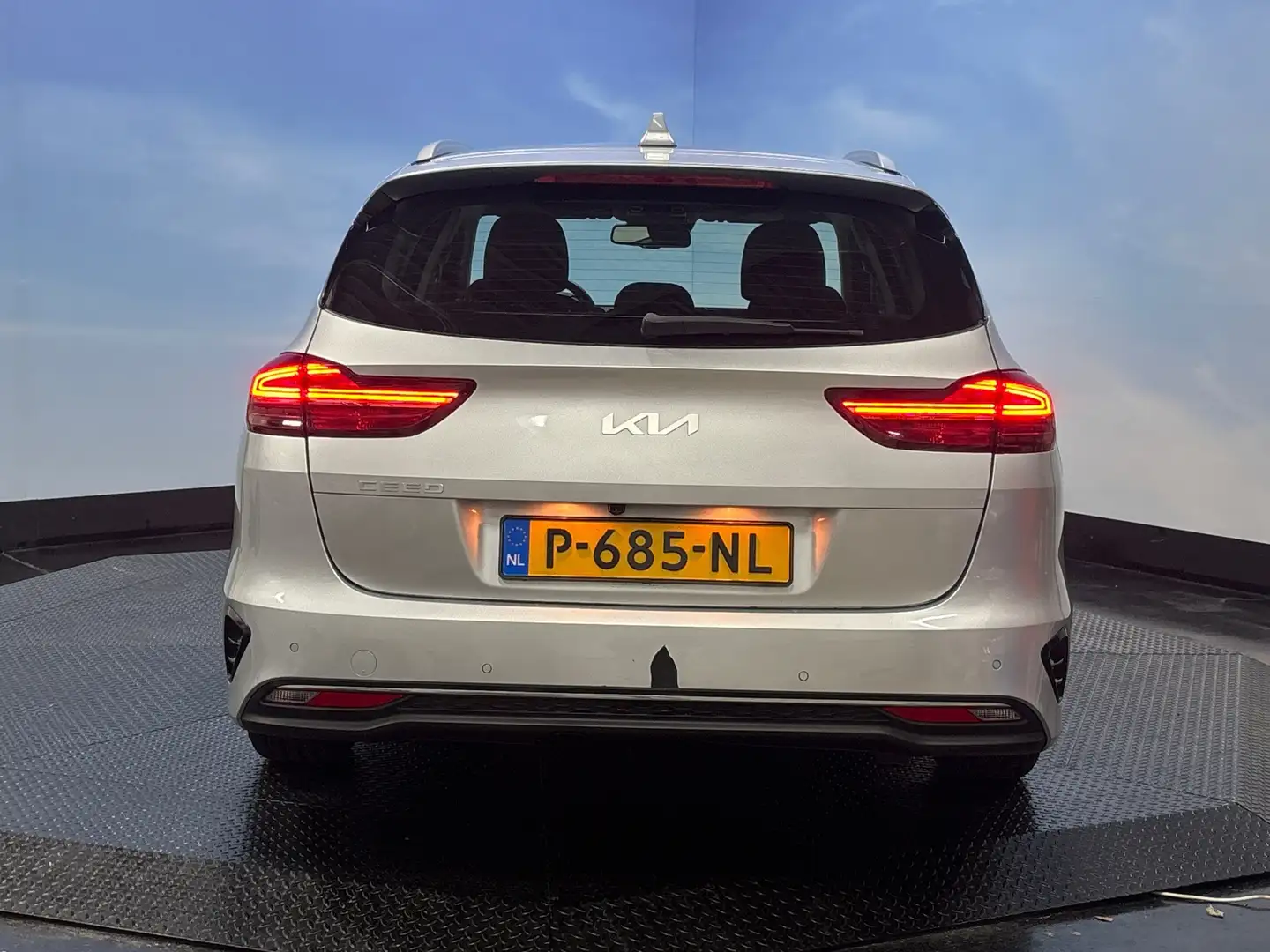 Kia Ceed SW / cee'd SW Sportswagon 1.0 T-GDi DynamicLine Navi | Carplay | Gris - 2