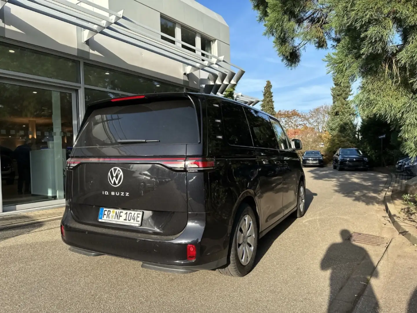 Volkswagen ID. Buzz Pro 150 kW, AHk, Rückfahrkamera, ACC Schwarz - 2