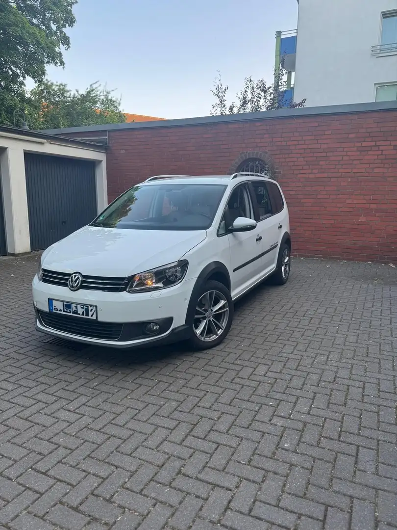 Volkswagen Cross Touran CrossTouran Bílá - 1