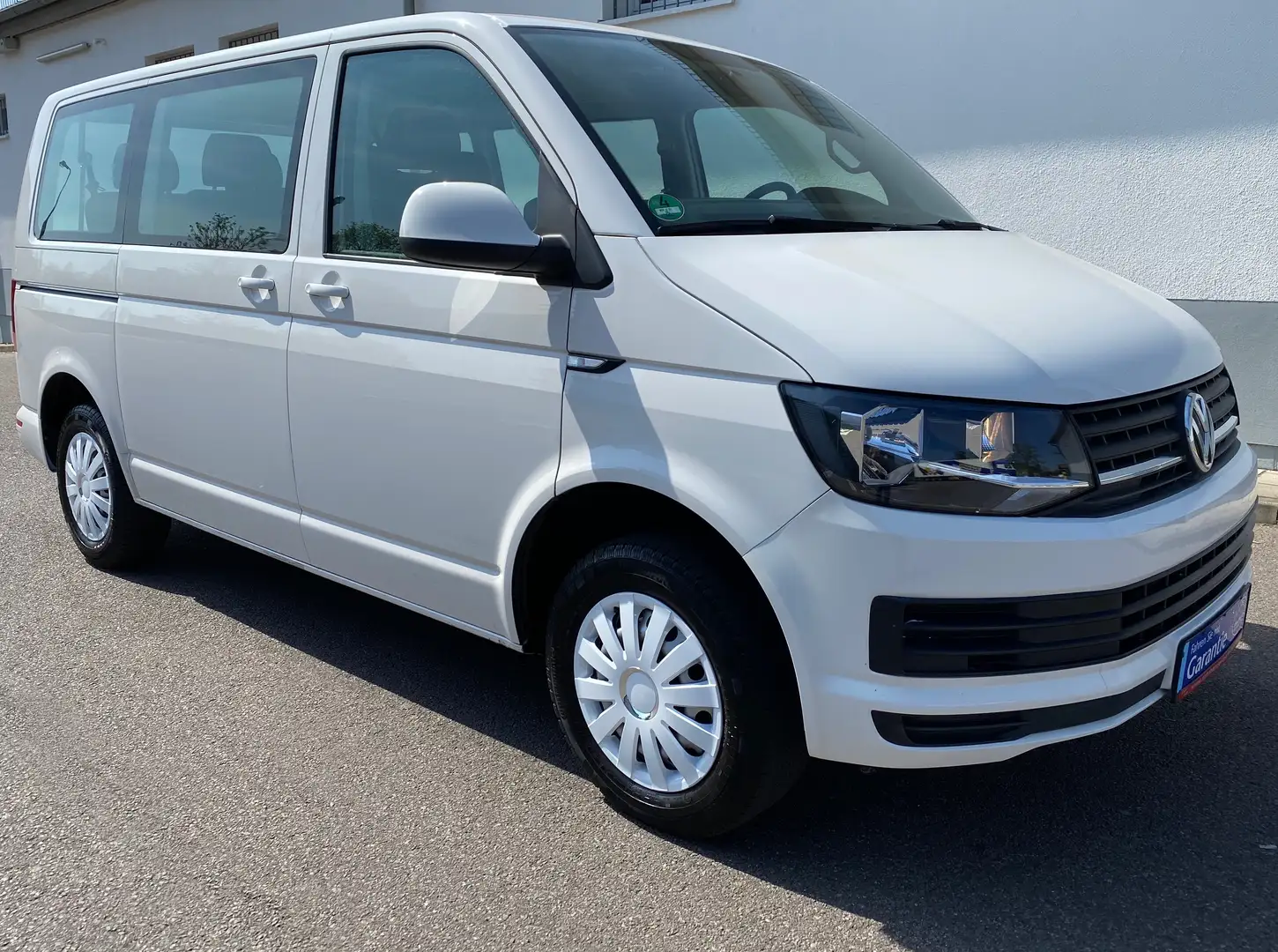 Volkswagen T6 Multivan 2,0TDI *1.HD *STANDHZG. *GARANTIE*INSP.+TÜV NEU Weiß - 2