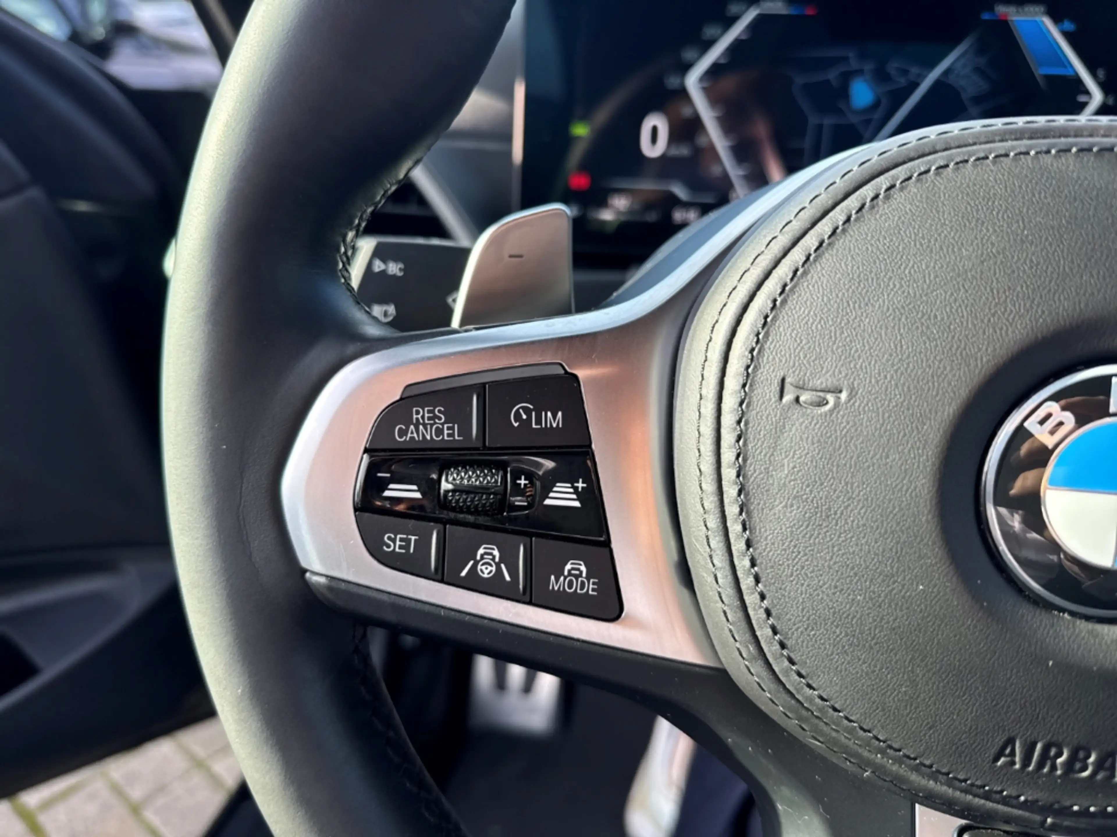 BMW 440 xDrive Cabrio M Sportpaket Navi Leder Digitales Co — photo 12