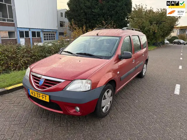 Dacia Logan MCV 1.6-16V Lauréate 7p.
