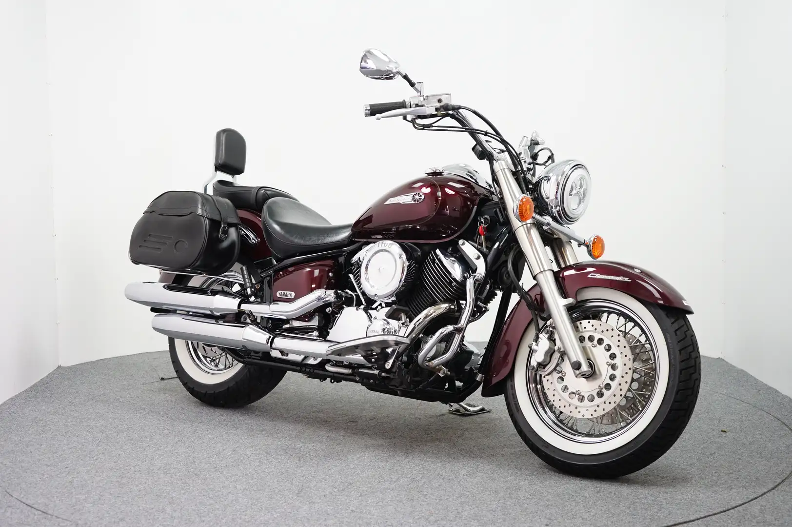 Yamaha XVS 1100 DRAGSTAR CLASIC Rood - 2