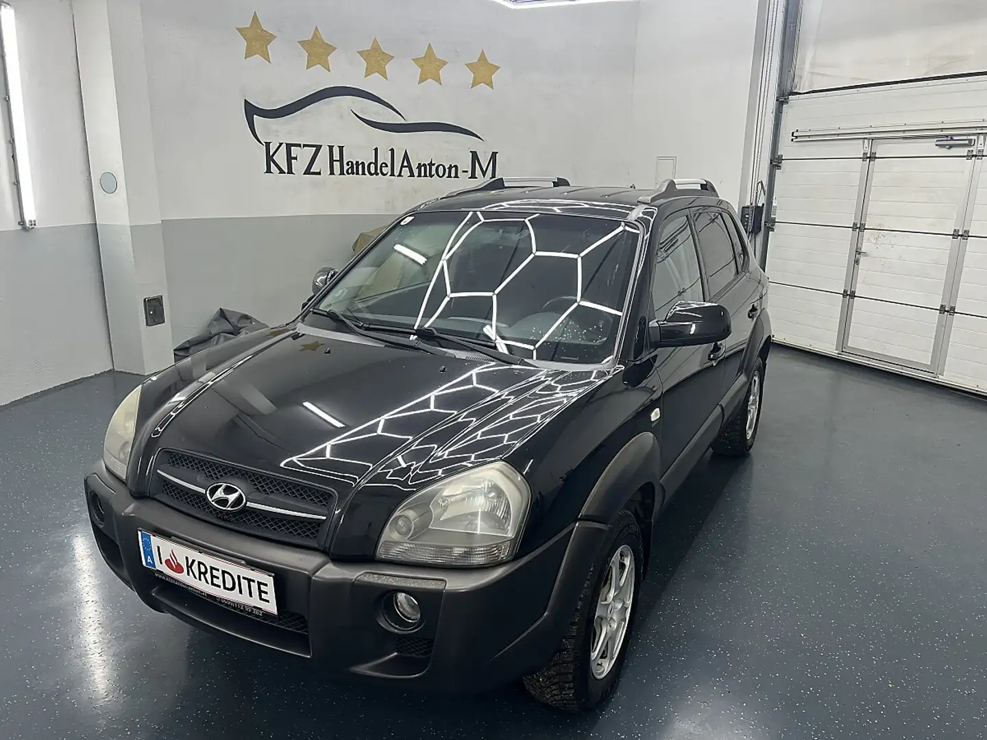 Hyundai TUCSON Tucson 2,0 CRDi * SOFORT FINANZIERUNG & EINTAUS... Schwarz - 1