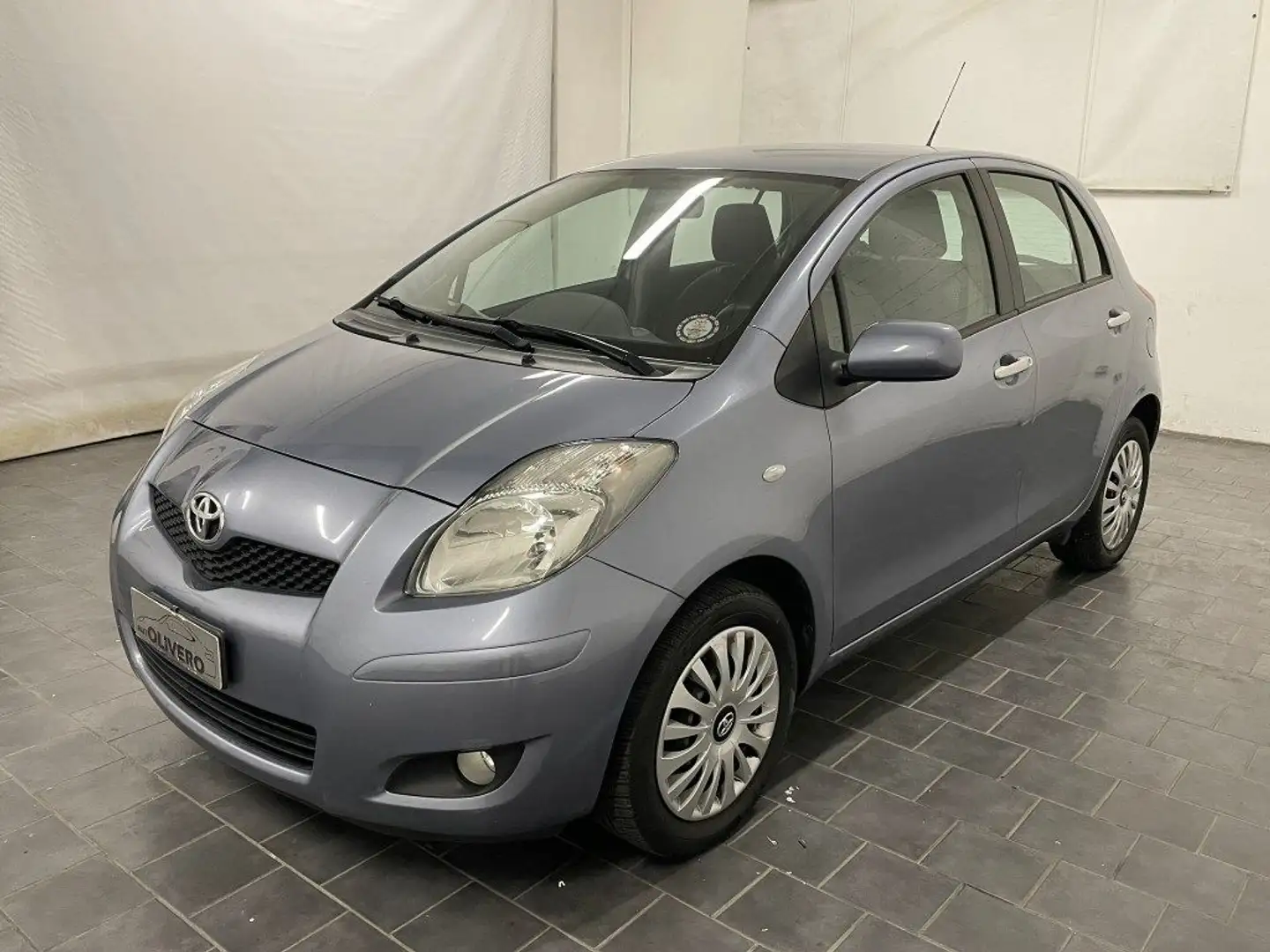 Toyota Yaris 1.0 5 porte Sol 69CV Bleu - 2
