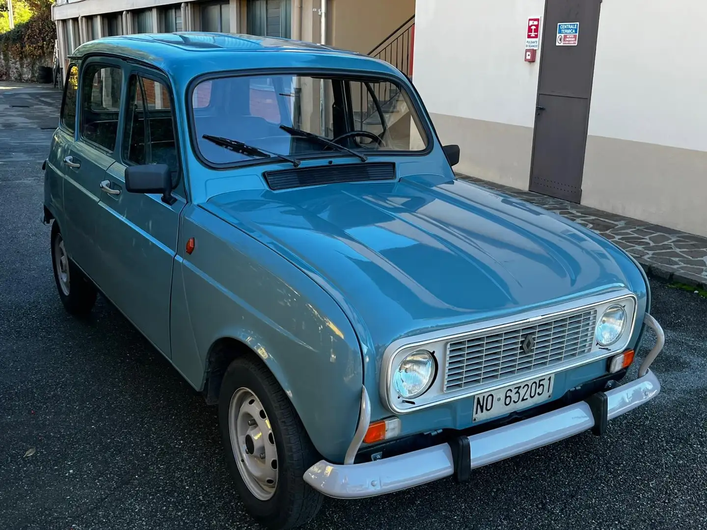 Renault R 4 R4 5p 956 Blauw - 1