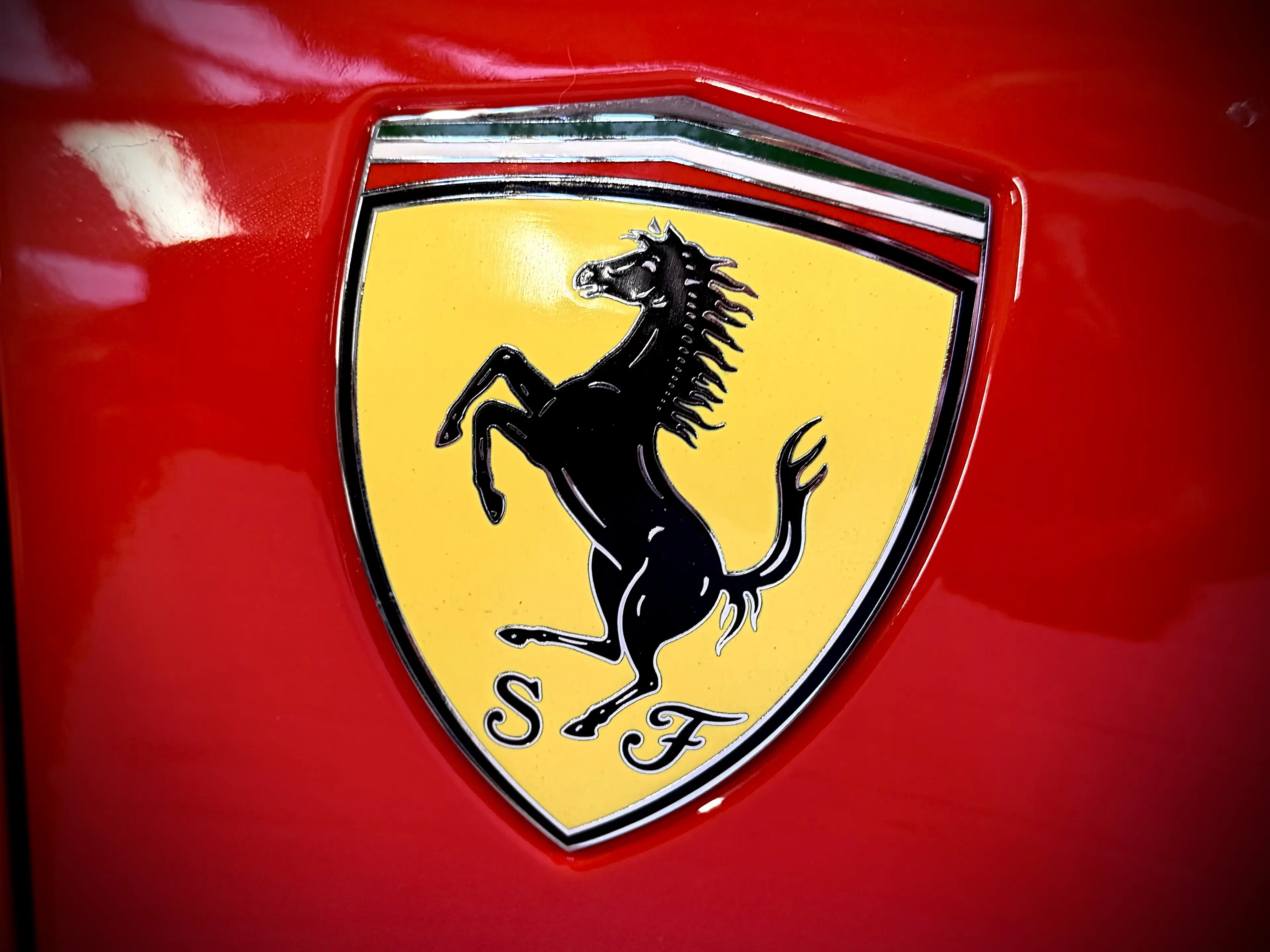 Ferrari 488 488 GTB 3.9 Turbo V8 F1 — photo 13
