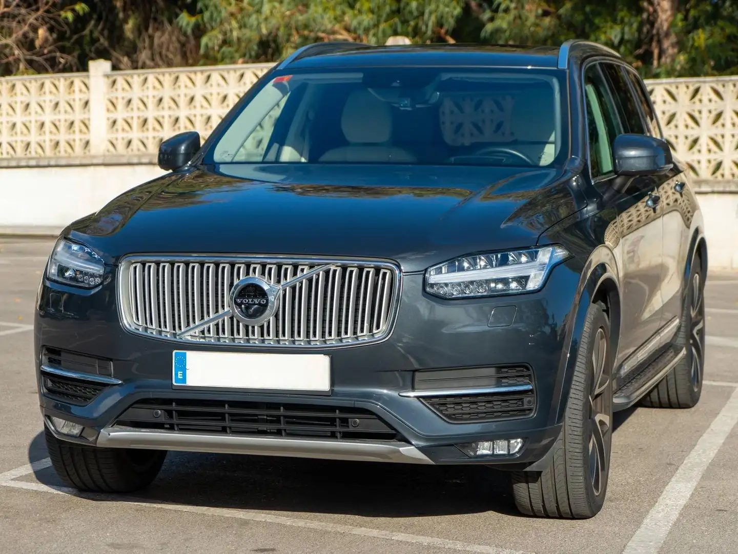 Volvo XC90 Volvo XC90 D5 AWD Inscription 235 CV, automático, 7 plazas Gris - 1