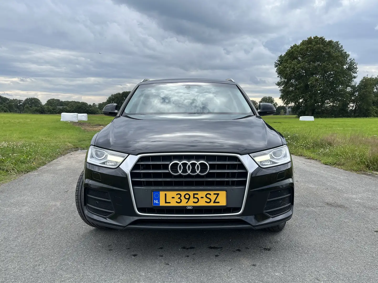 Audi Q3 1.4 TFSI CoD + Apple Carplay Zwart - 2