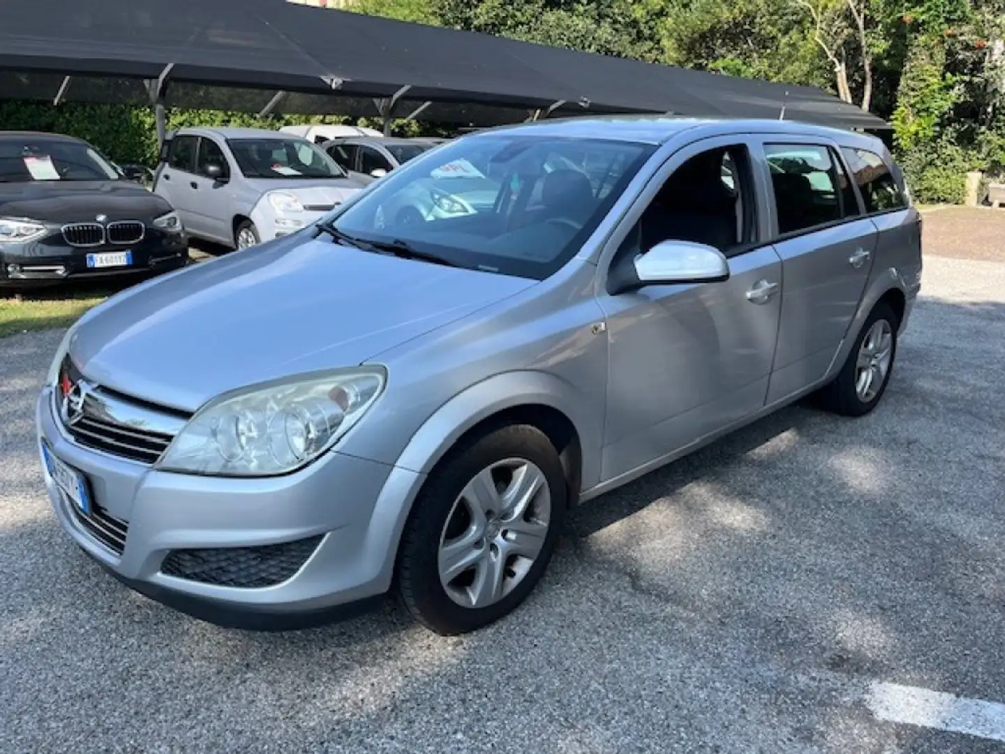 Opel Astra 1.7 CDTI 110CV ecoFLEX Station Wagon Grijs - 1