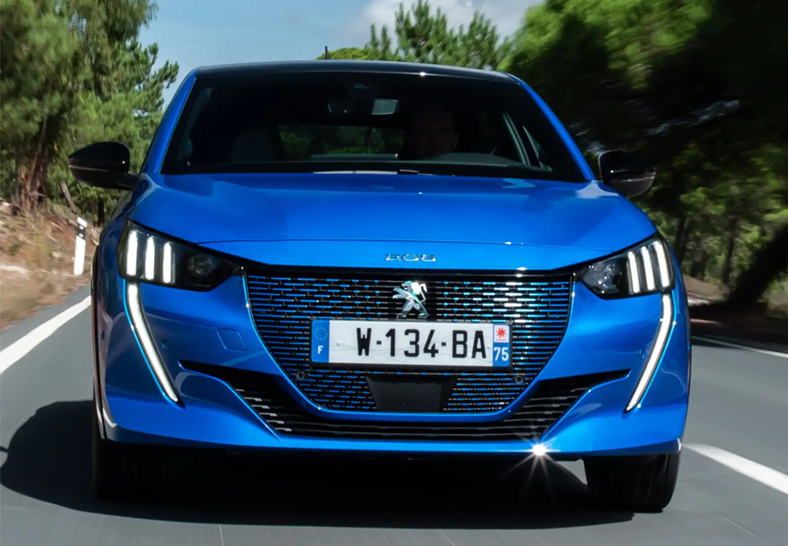 Peugeot 208 GT Eléctrico 100kW Amarillo - 1