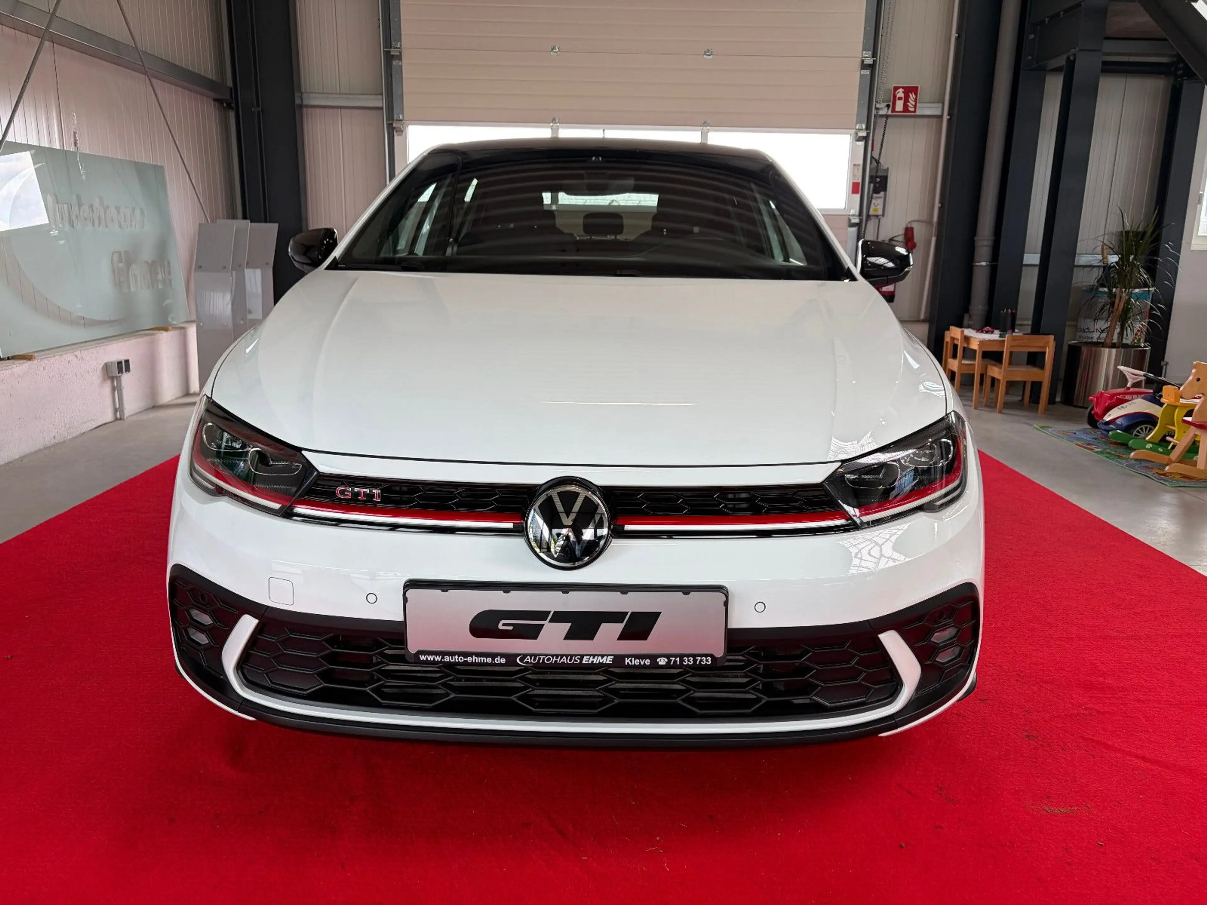 Volkswagen Polo GTI 2.0 TSI DSG *BEATS*CAM*FARO*MATRIX LED* — photo 2