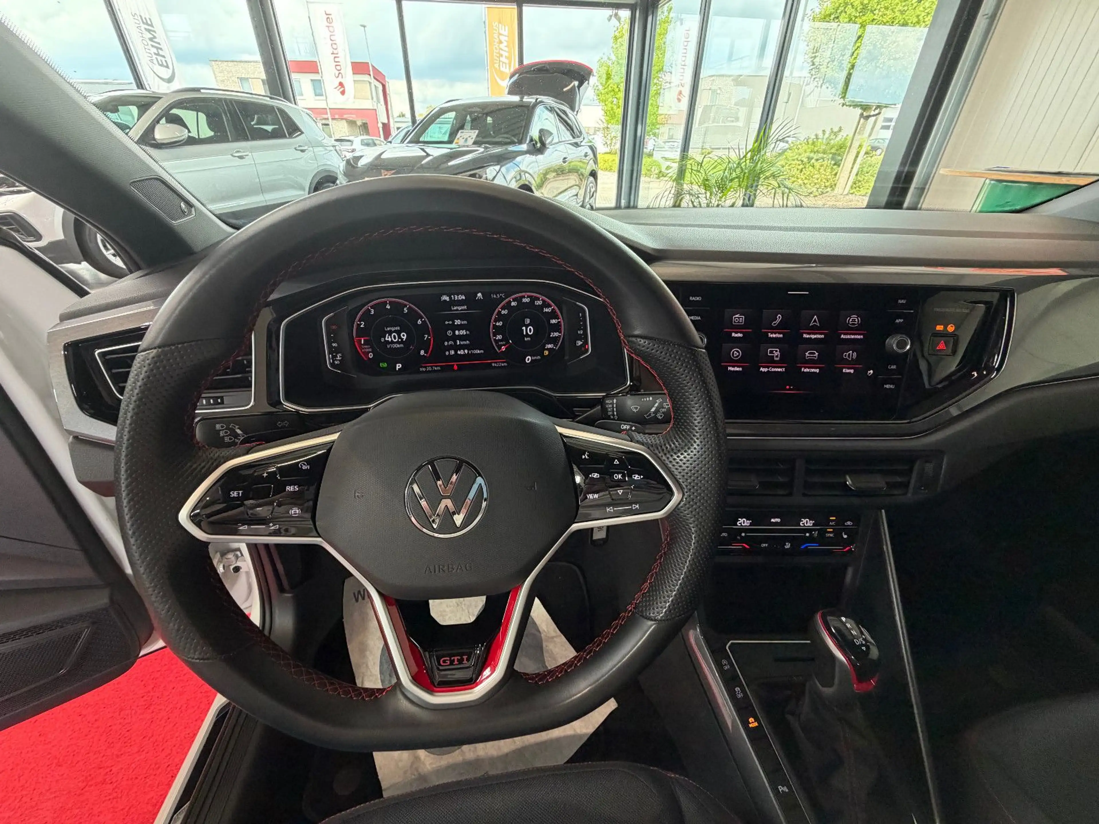 Volkswagen Polo GTI 2.0 TSI DSG *BEATS*CAM*FARO*MATRIX LED* — photo 12