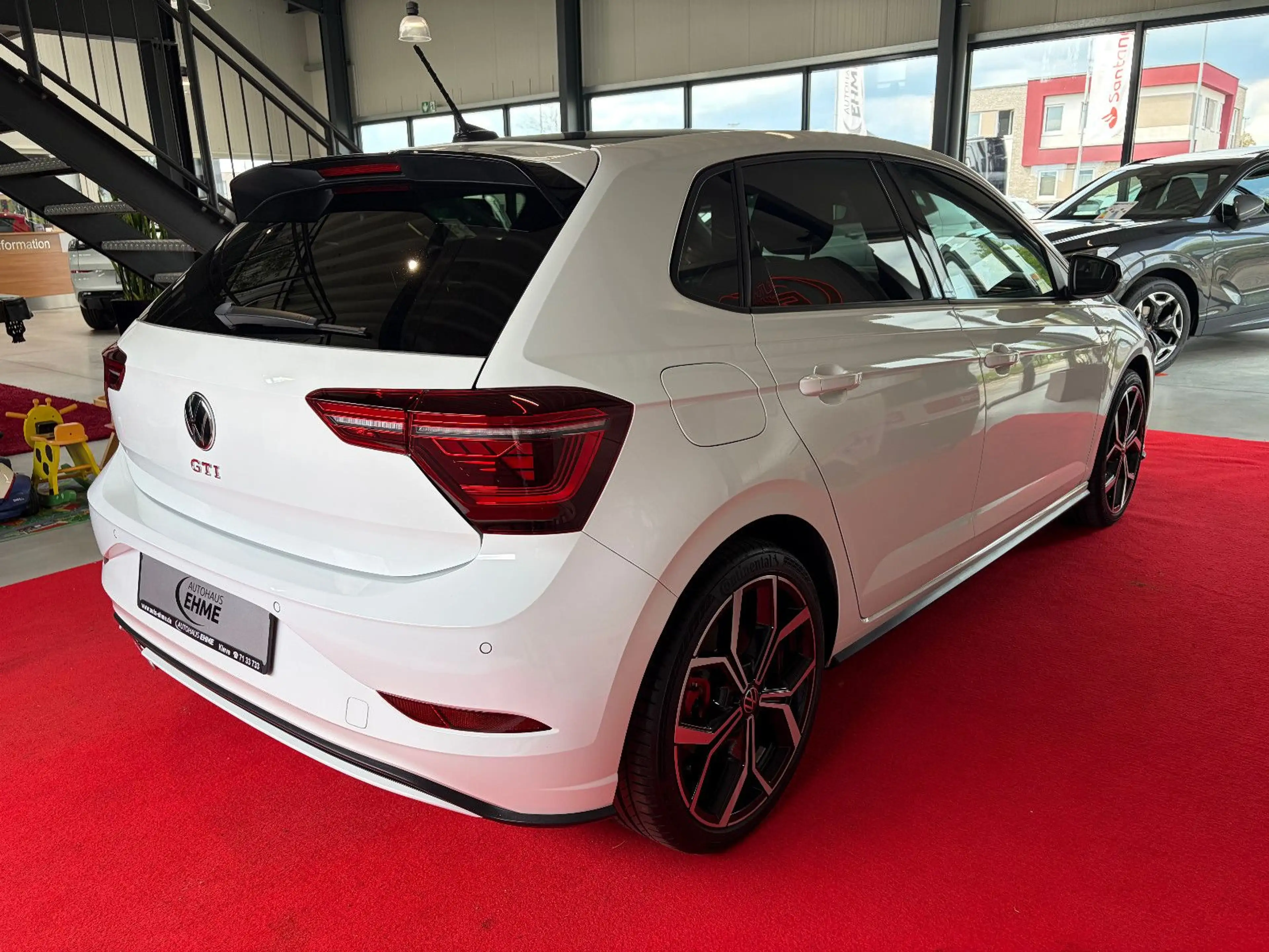 Volkswagen Polo GTI 2.0 TSI DSG *BEATS*CAM*FARO*MATRIX LED* — photo 5